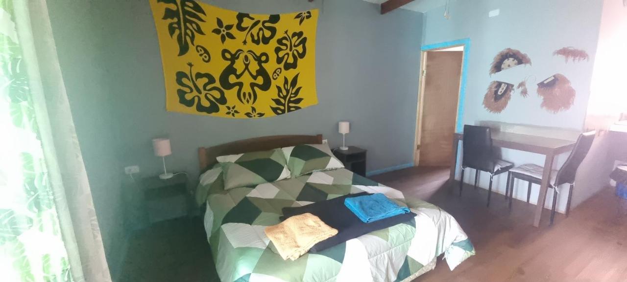 Hostal Henua Roa 2 Appartement Hanga Roa Buitenkant foto