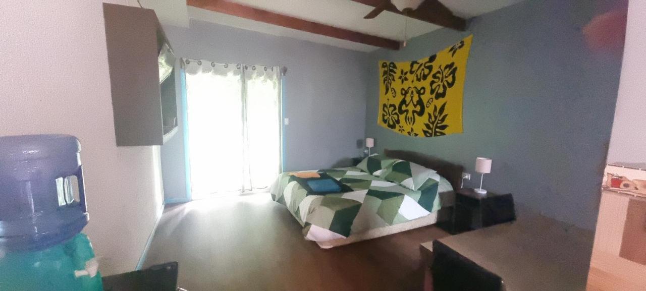 Hostal Henua Roa 2 Appartement Hanga Roa Buitenkant foto